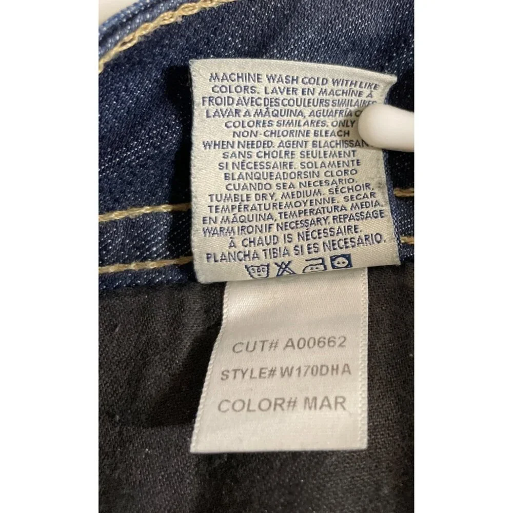 Hudson Women’s Size 27 Beth Baby Boot Cut Blue Flap Back Pocket Blue Denim Jeans - Picture 9 of 9